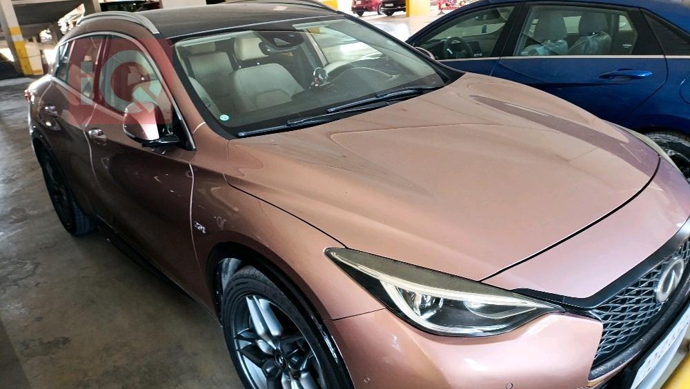 ئینفینیتی QX30